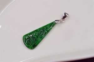 jadeite necklace