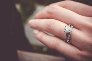 Moissanite a popular alternative for diamonds engagement ring