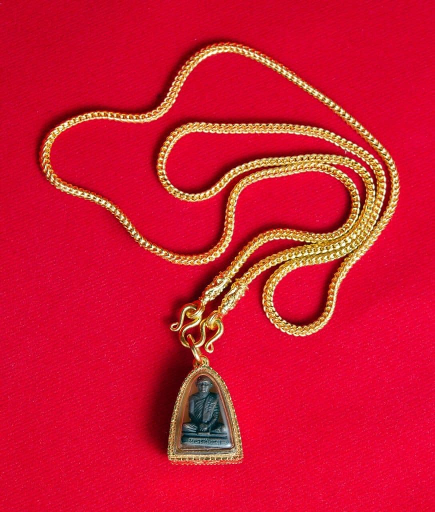 Buddhist pendant cameo necklace