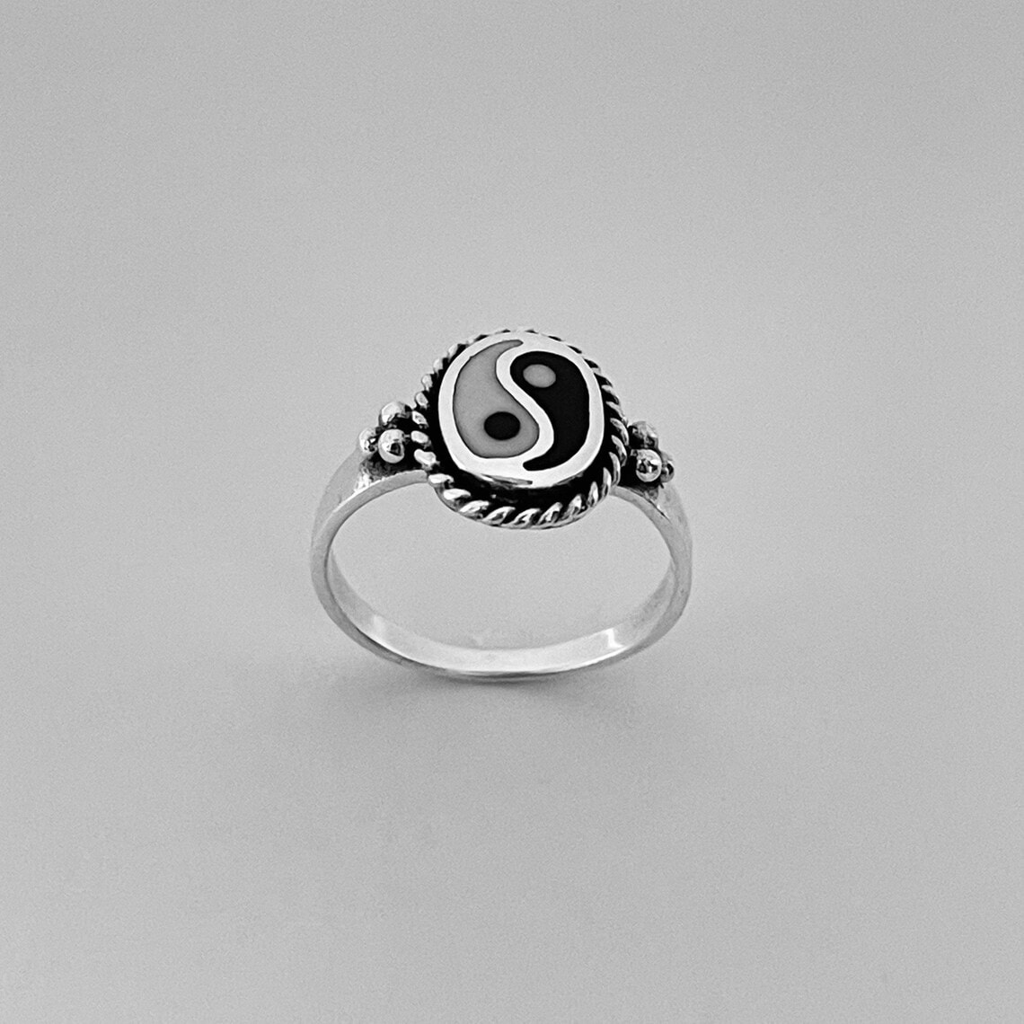 Silver Oval Yin and Yang Ring