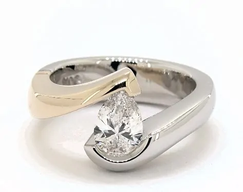 2 Carat Pear Shaped Lab Grown Diamond Halo Ring Set | Eva | Barkev's