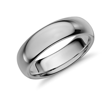 Tungsten men's wedding ring