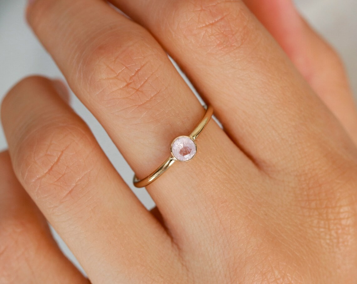 Dainty rose quartz ring