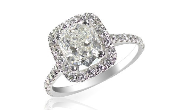 Guide to micro pave engagement ring