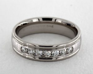 Men's diamond ring