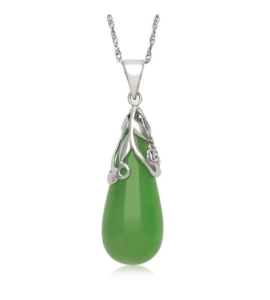 Green nephrite pendant
