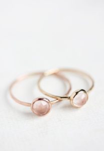 rose quartz gemstone rings