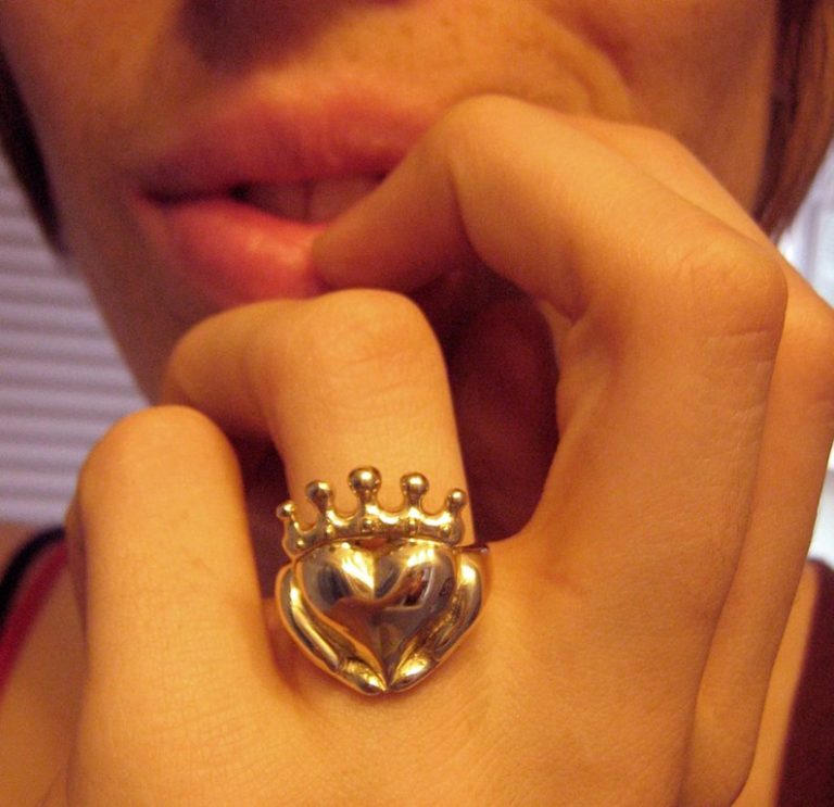 Claddagh Rings Explored History, Meaning, and Varieties
