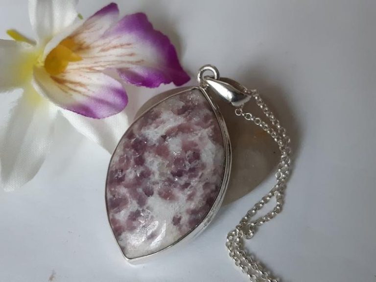 Everything You Need To Know About Lepidolite Jewelry Guide 