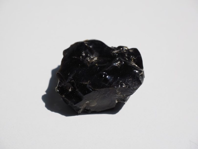 Onyx Vs Obsidian What S The Difference Jewelry Guide Onyx Vs Obsidian What S The Difference Jewelry Guide