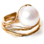 Unique pearl ring