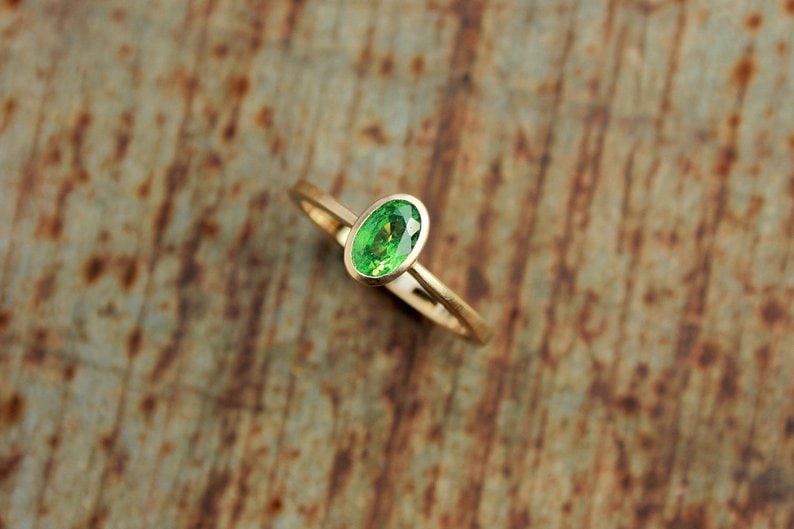 Green tsavorite ring