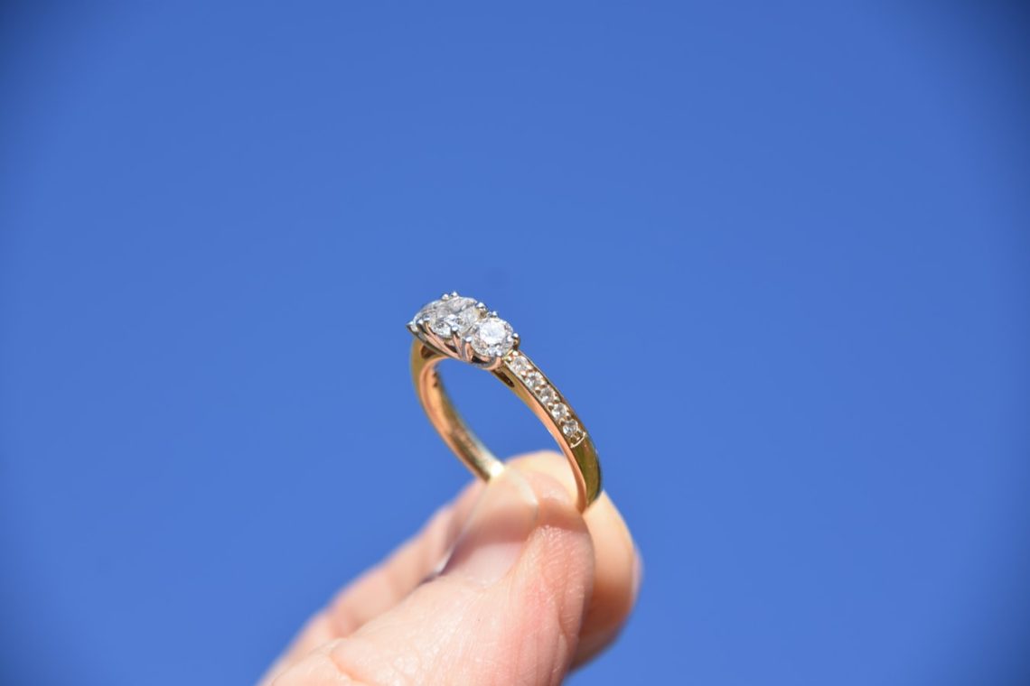 10 k diamond ring