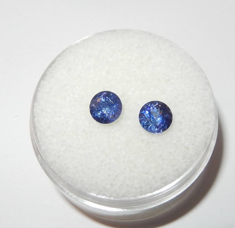 Blue benitoite pairs gemstone