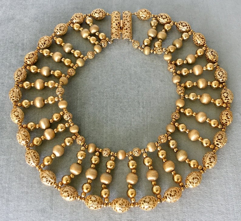 Cleopatra choker necklace