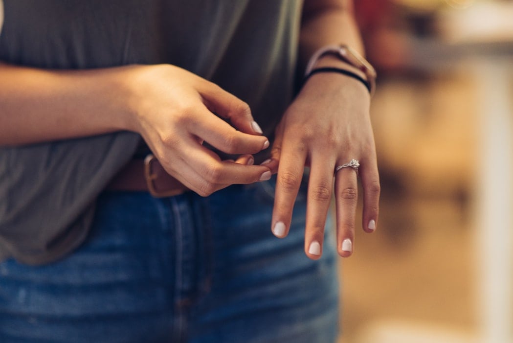 How to try engagement ring at home
