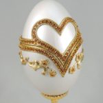 Unique egg shape engagement ring box