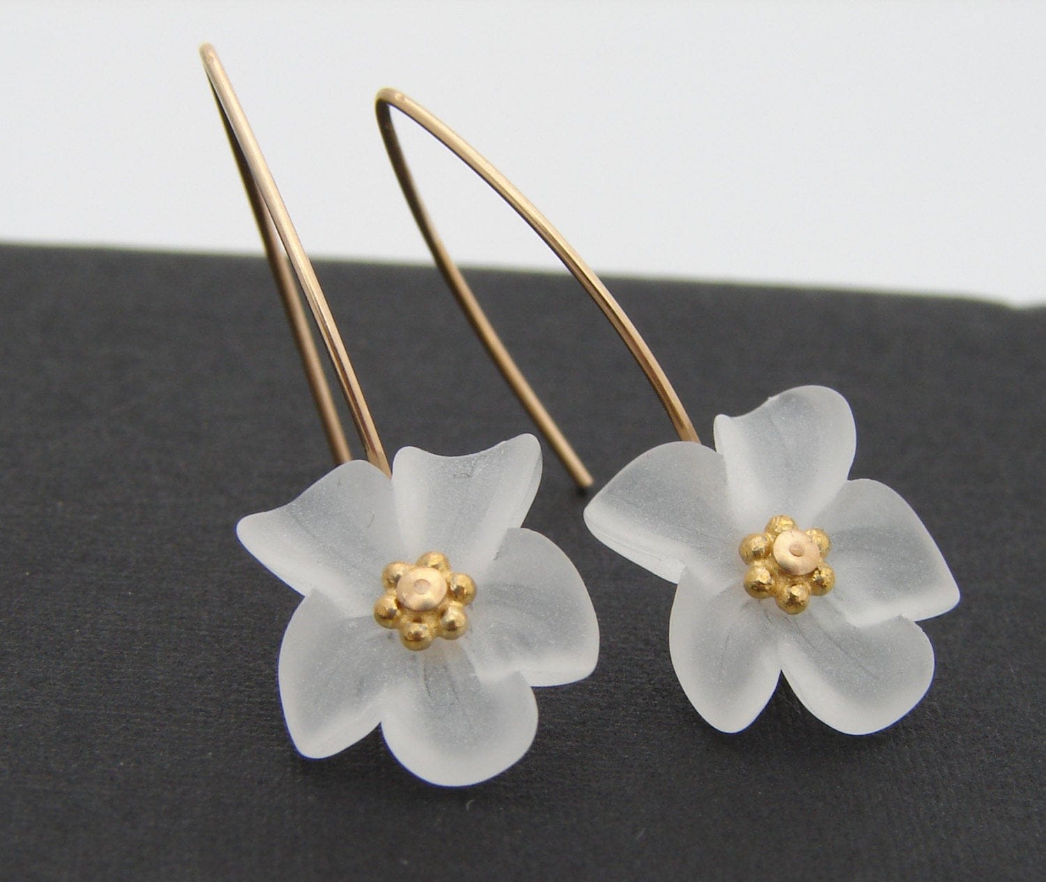 Lucite earrings flowers
