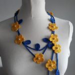 Stylish thread necklace