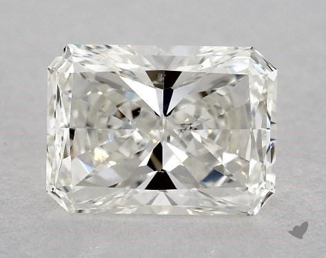 Bowtie in radiant shape diamond