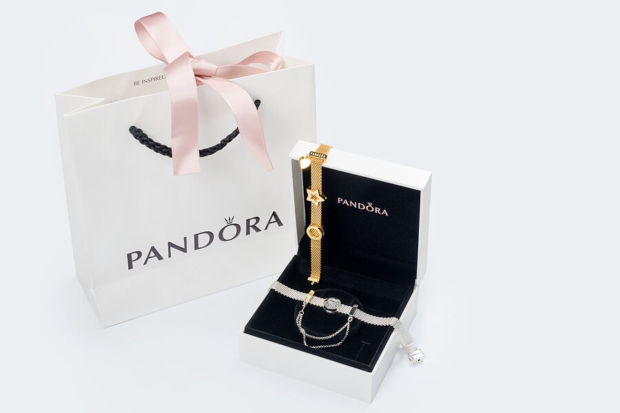 Review Pandora Leather Bracelets  Mora Pandora