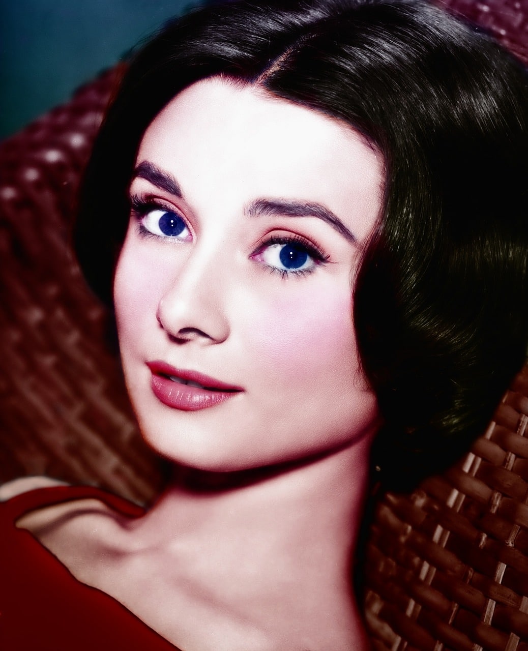 Audrey Hepburn 1950s lipstick