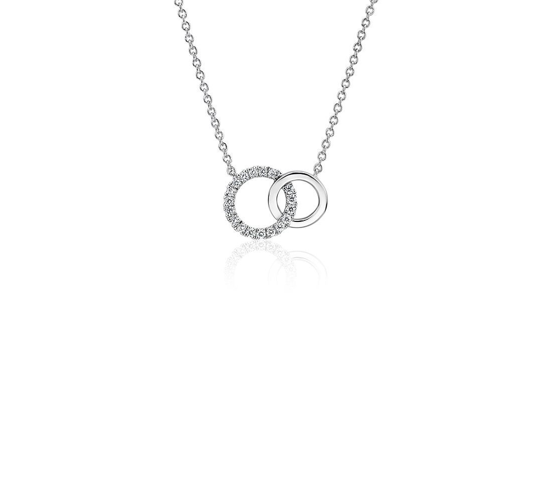 Circle diamond necklace