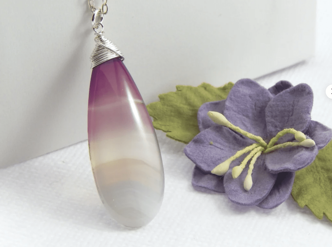 Chalcedony pendant 