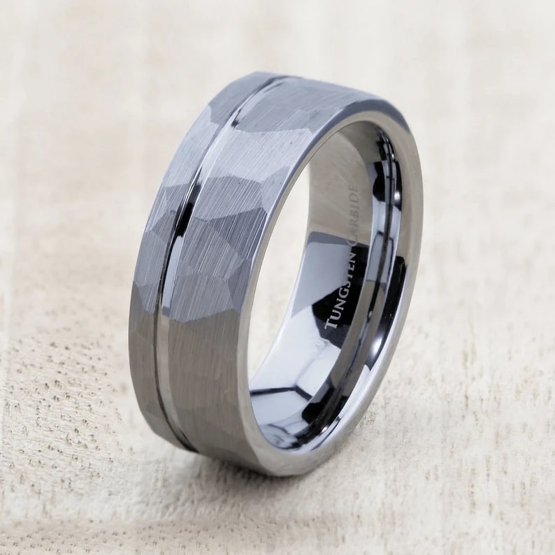 tungsten hammered ring