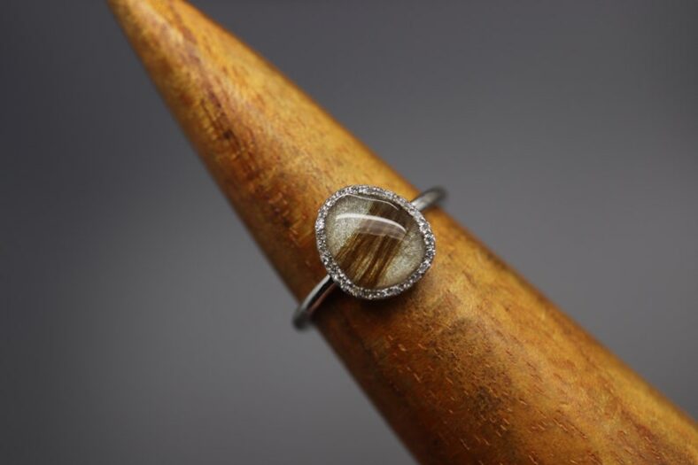 Wearing Their Memories The Evolution of Mourning Jewelry