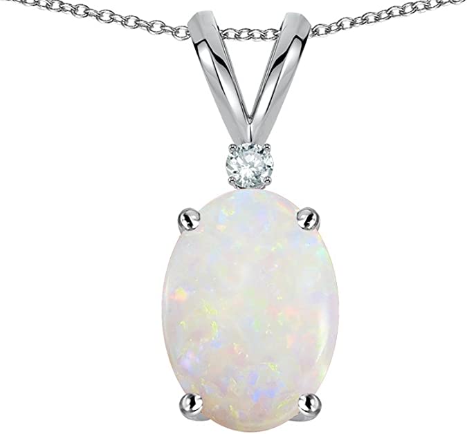 Classic opal pendant necklace