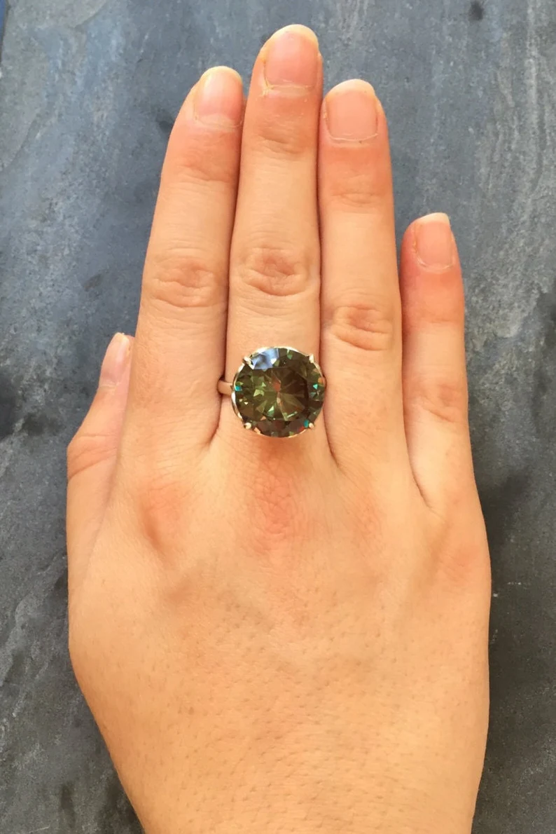 Green Diamond Vintage Ring