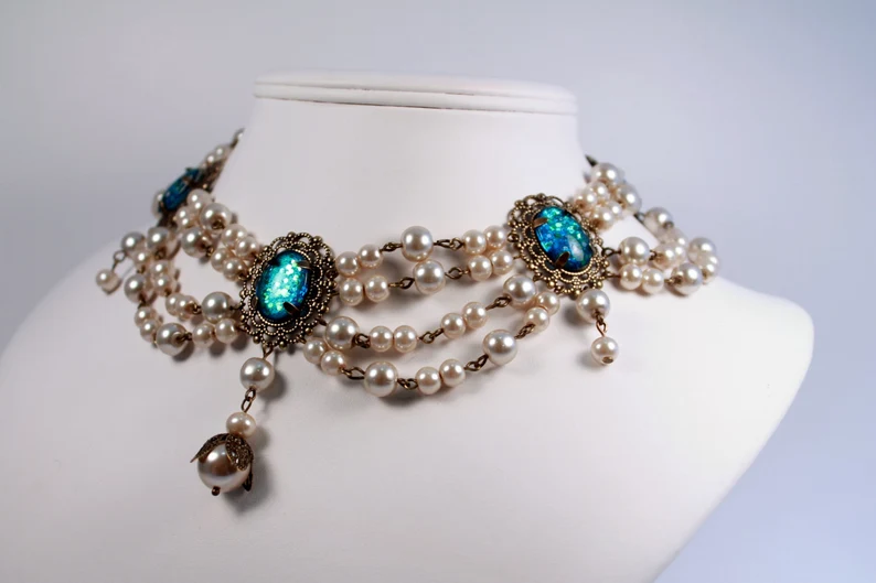 Lotus Pearl Tudor Necklace
