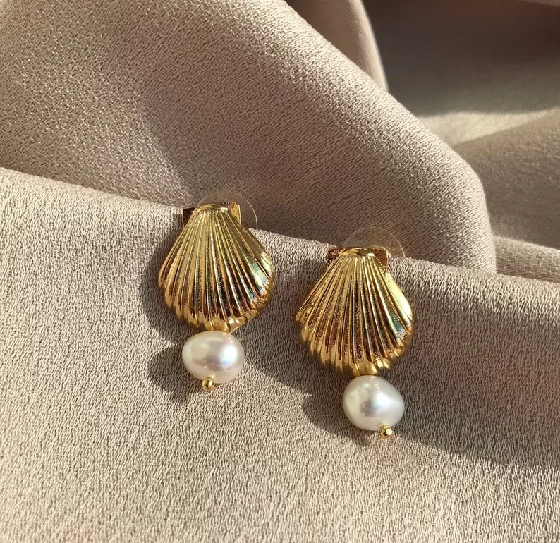 Baroque pearl seashell earrings