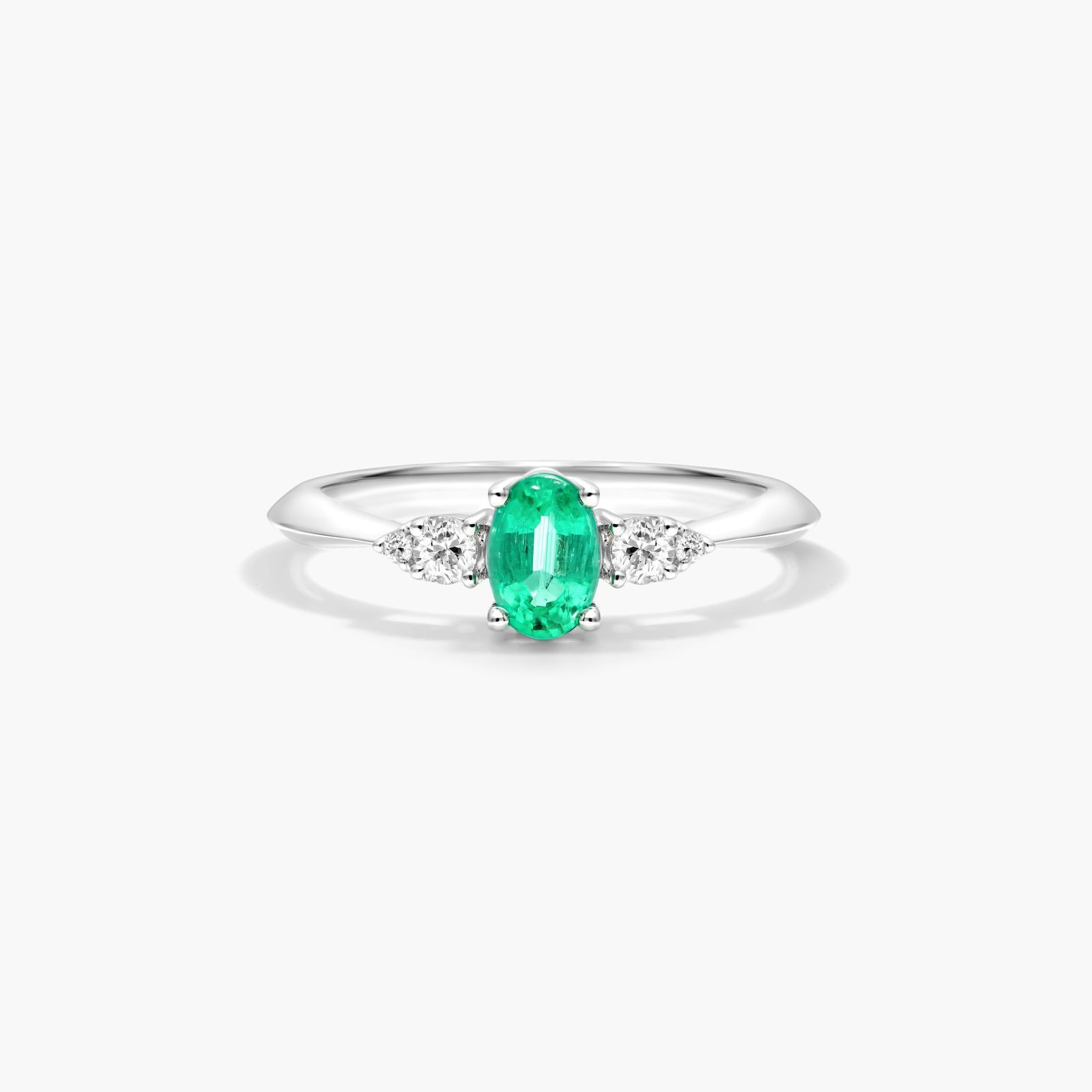 White Gold Emerald And Diamond Ring