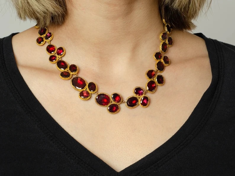 garnet riviere necklace