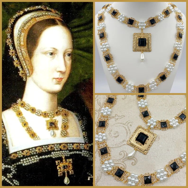 renaissance necklace