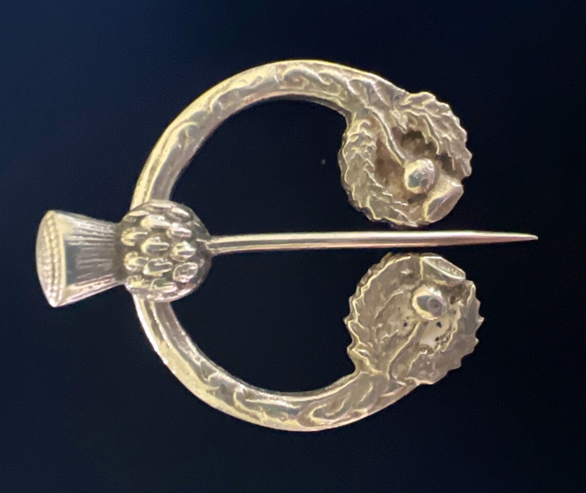 Scottish fibula with thistle pin
