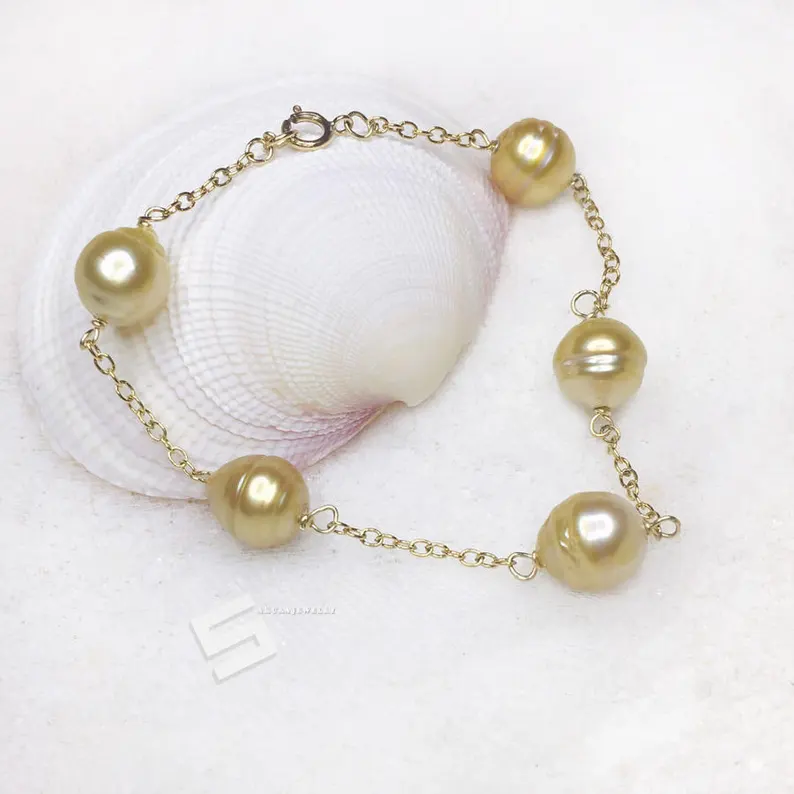 South sea pearls baroque bracelet