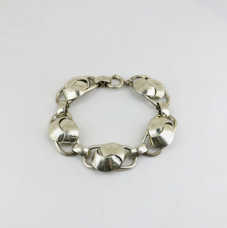 Napier chain bracelet