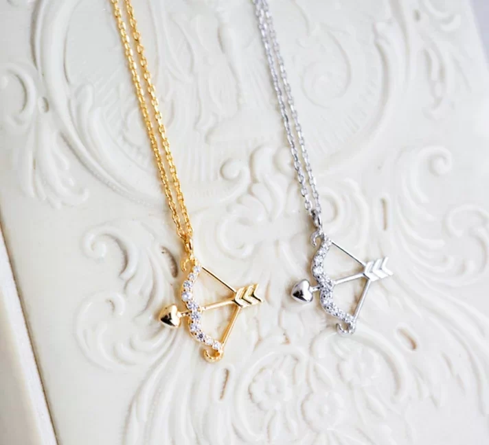 bow and arrow necklace