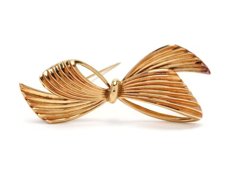 yellow gold bow brooch