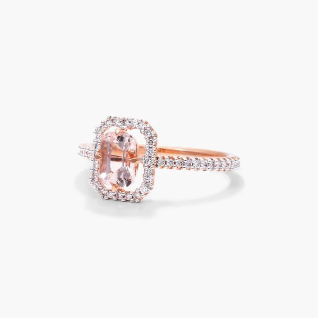 floating morganite gemstone in rose gold