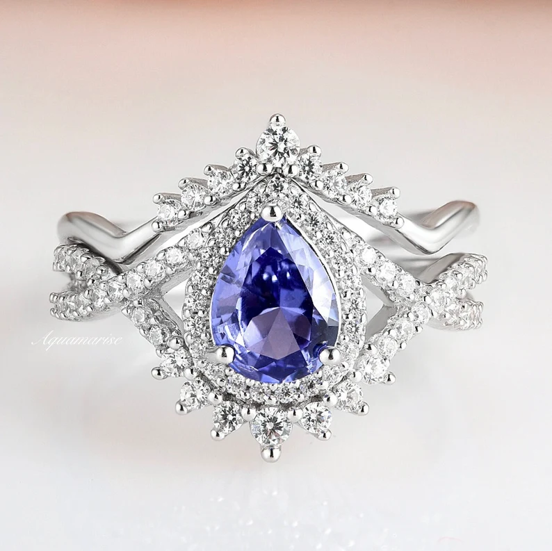 vintage purple tanzanite ring