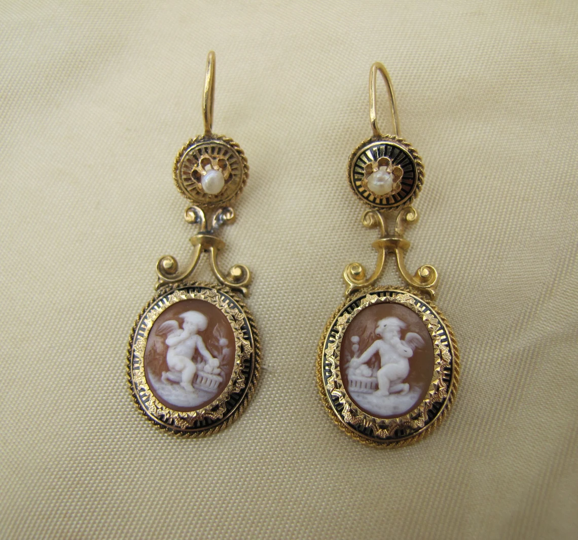 Vintage Victorian cameo earrings