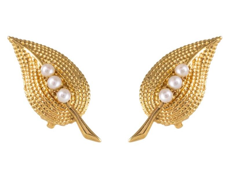 Gold Leaf Pearl Earrings