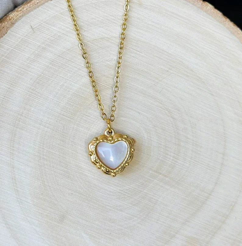 pearl and heart necklace