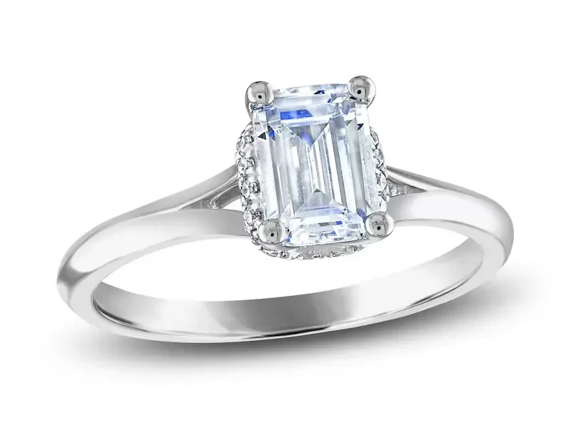 emerald platinum engagement ring