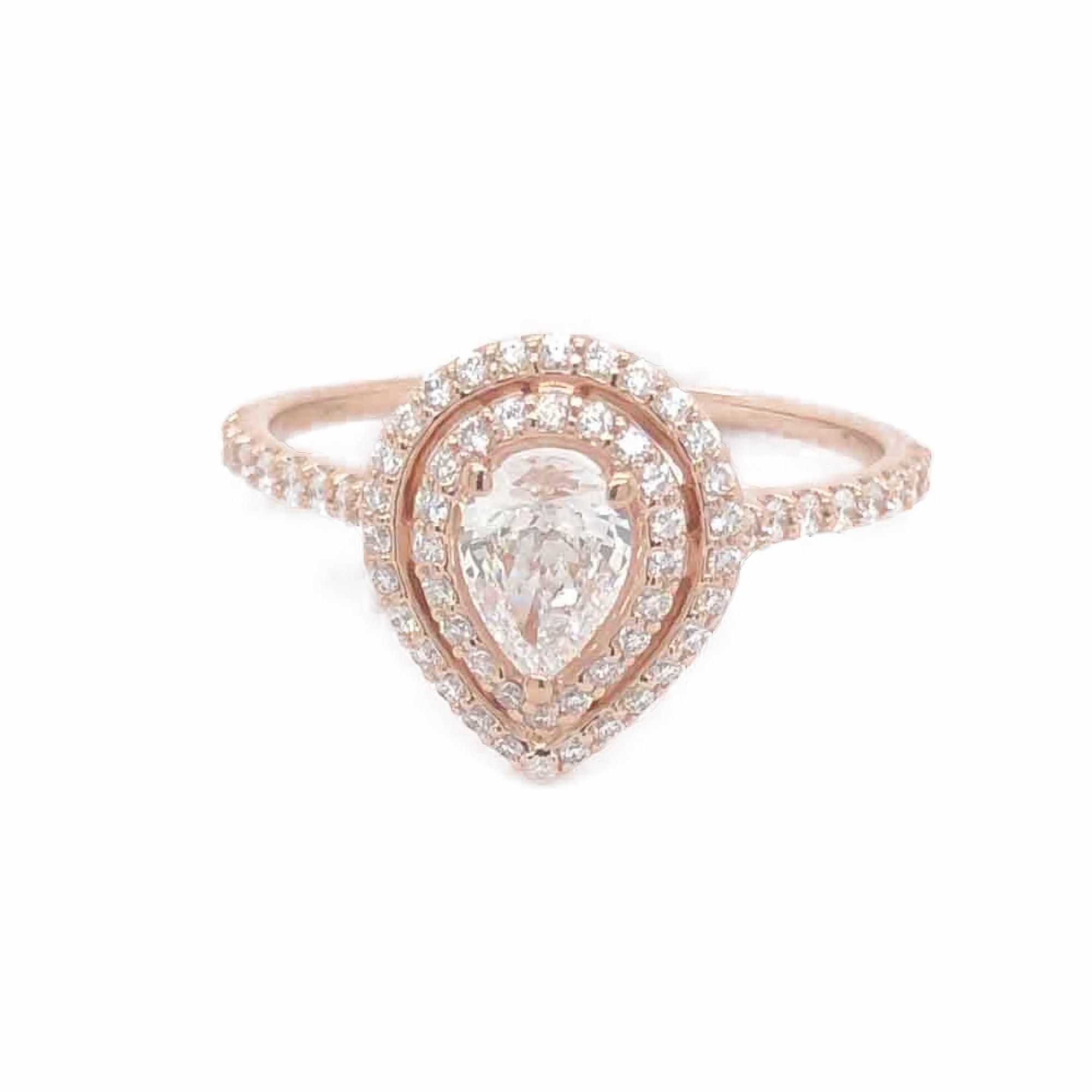 rose gold diamond engagement ring