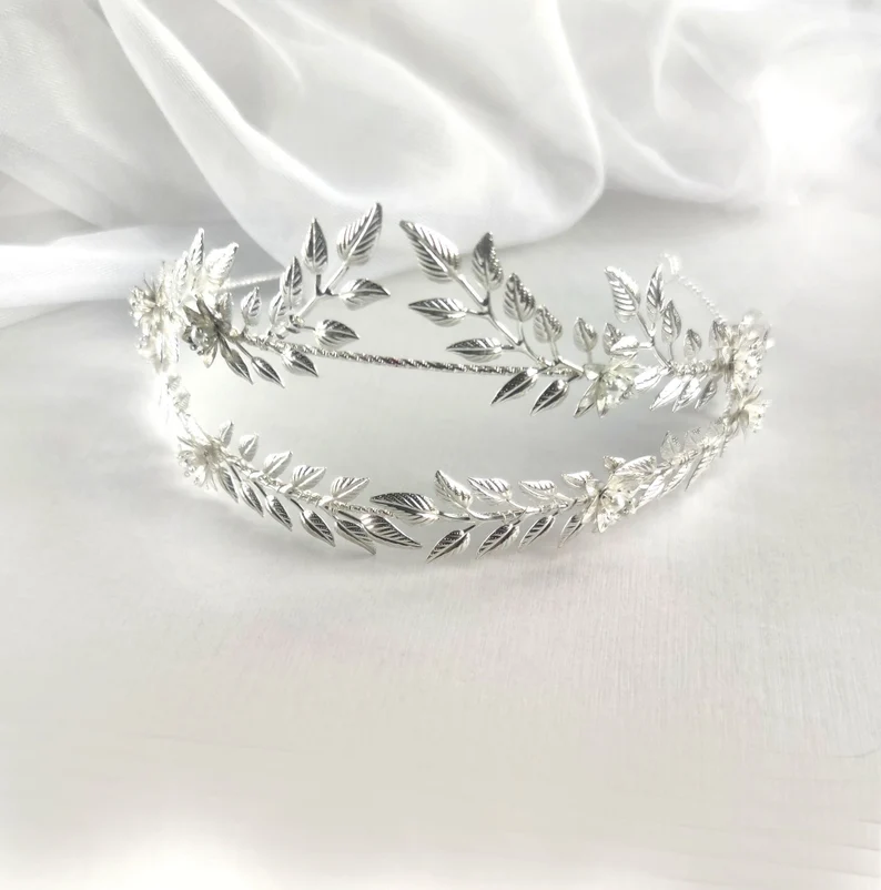 Bridal hair tiara diadem with silver leaves